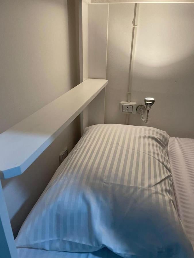 Serafy City Center Hostel And Pool For Foreigners Adults Only Gurdaka Kültér fotó